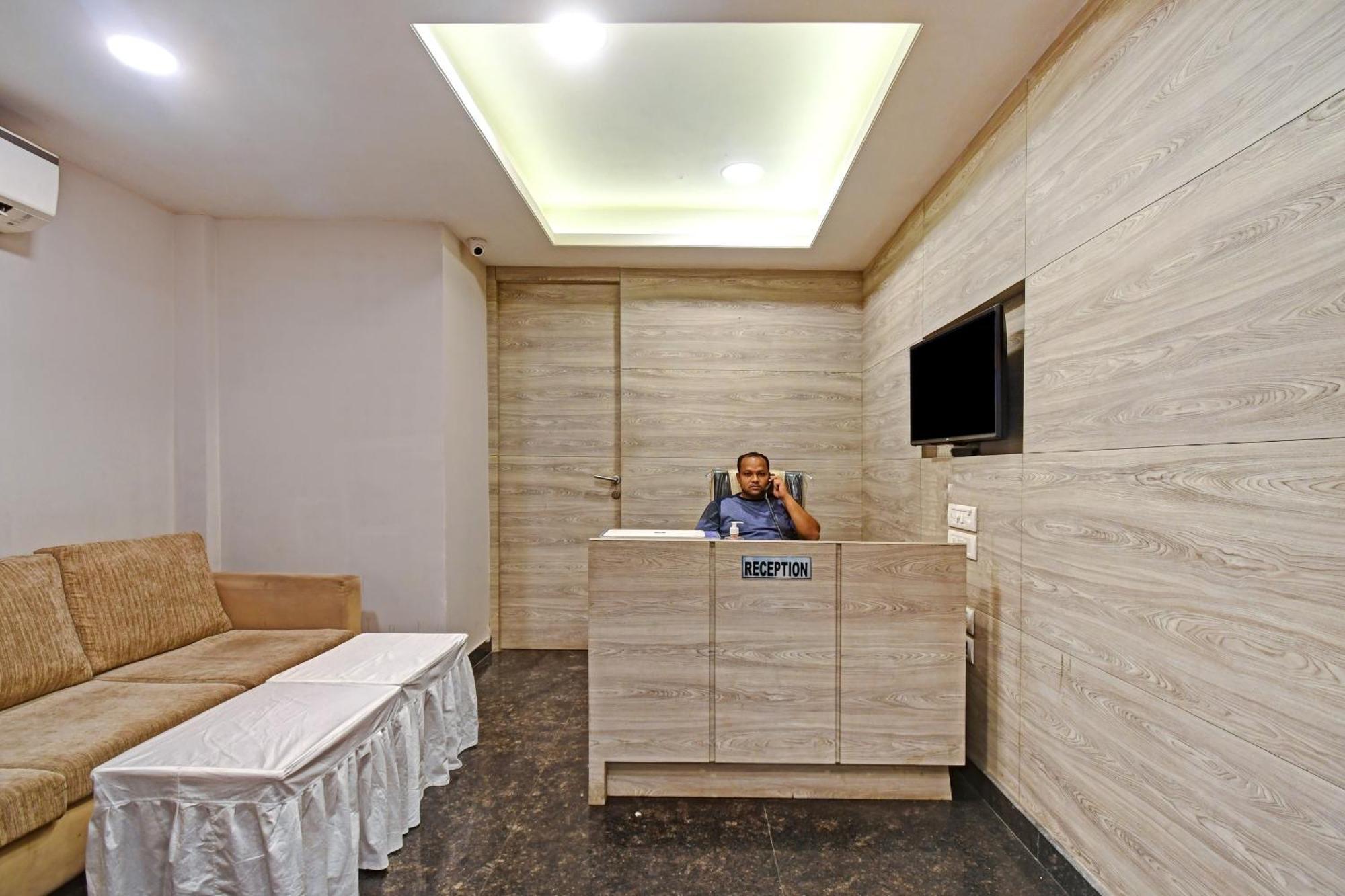 Super Townhouse Hotel All In One Near City Centre Salt Lake Salt Lake City Bagian luar foto