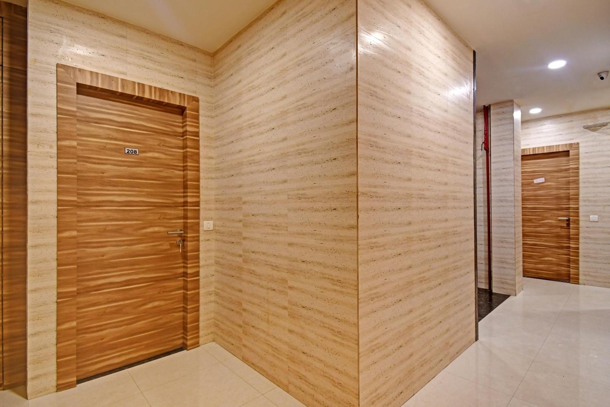 Super Townhouse Hotel All In One Near City Centre Salt Lake Salt Lake City Bagian luar foto