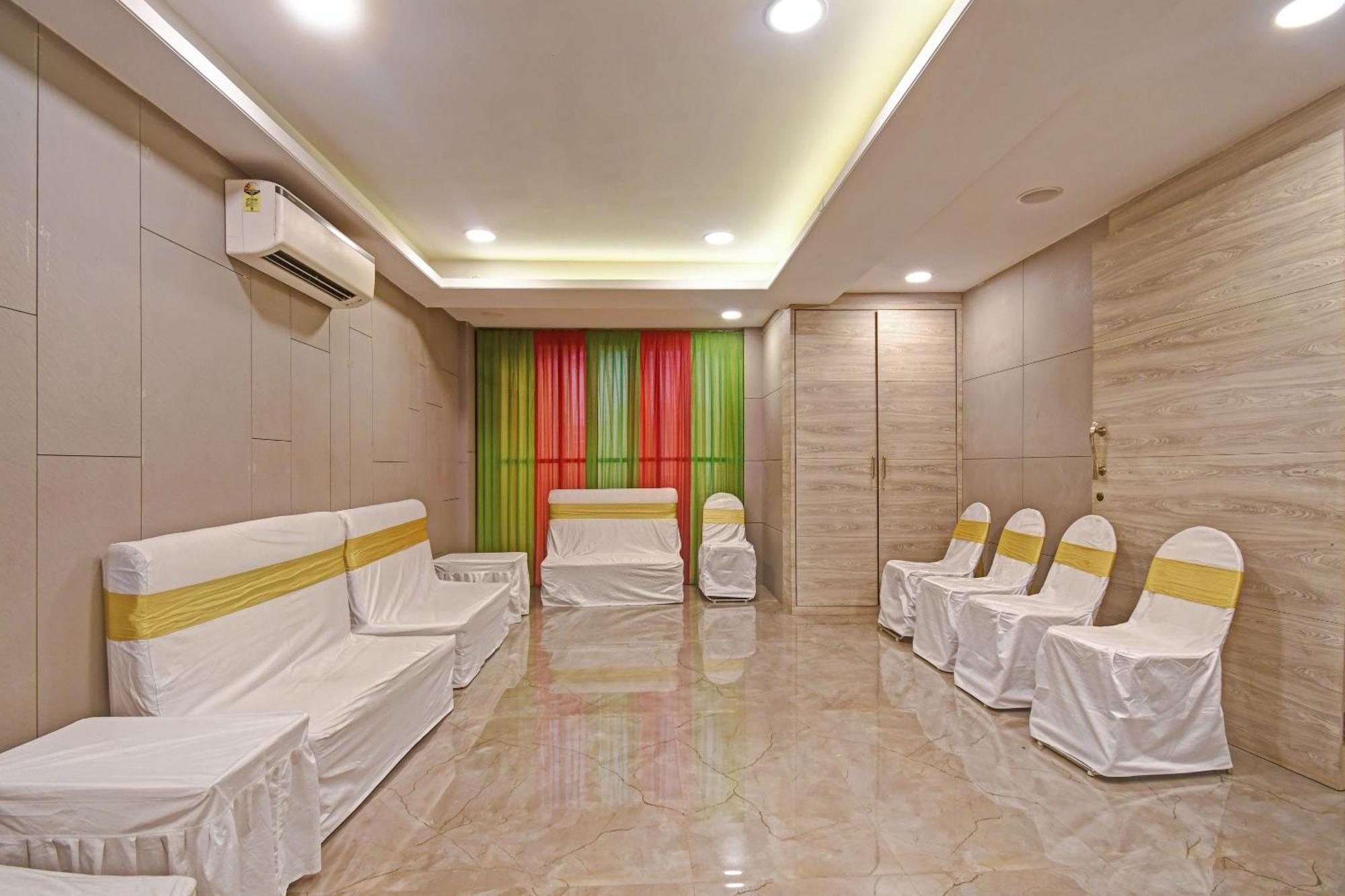 Super Townhouse Hotel All In One Near City Centre Salt Lake Salt Lake City Bagian luar foto